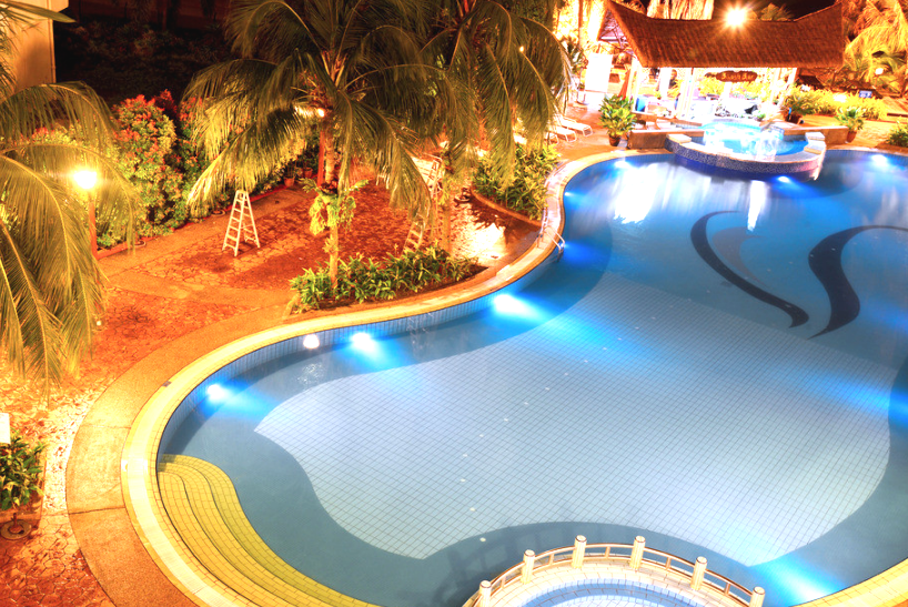 EPISTAR OVER 50,000+hours Spa White LED Swimming Pool Light 12V 50FT. Cord V PENTAIR 10 Inches